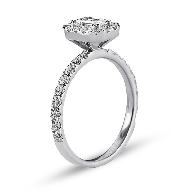 1.42 Karat Emerald Kesim Pırlanta Tektaş Yüzük