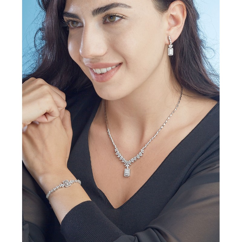 4.74 Karat Baget Pırlanta Gerdanlık Set