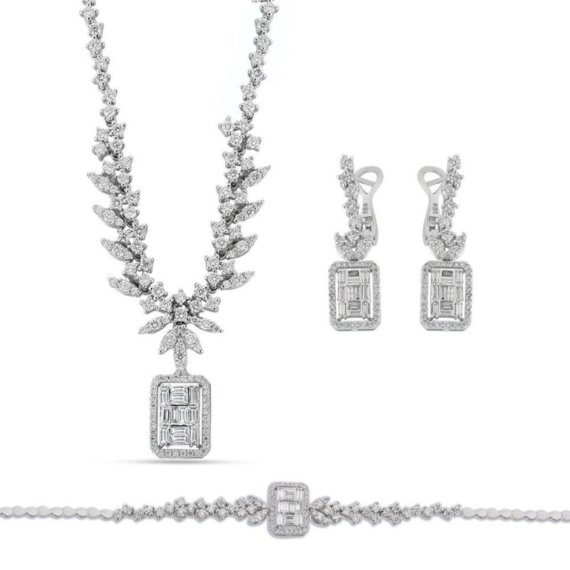 4.74 Karat Baget Pırlanta Gerdanlık Set