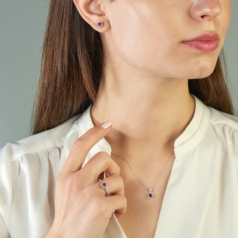 1.61 Karat Yakut Taşlı Pırlanta Set