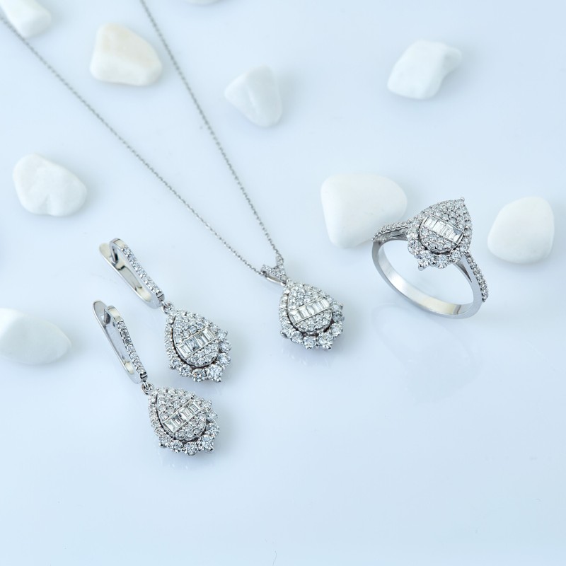 2.85 Karat Baget Pırlanta Set