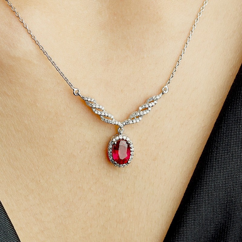 4.83 Karat Yakut Taşlı Pırlanta Set