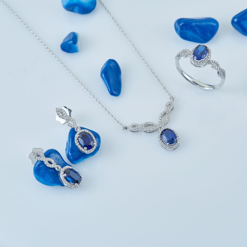 4.27 Karat Safir Taşlı Pırlanta Yüzük