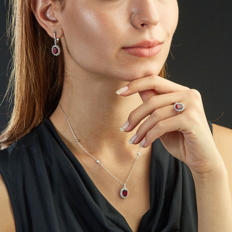 10.09 Karat Yakut Taşlı Pırlanta Set
