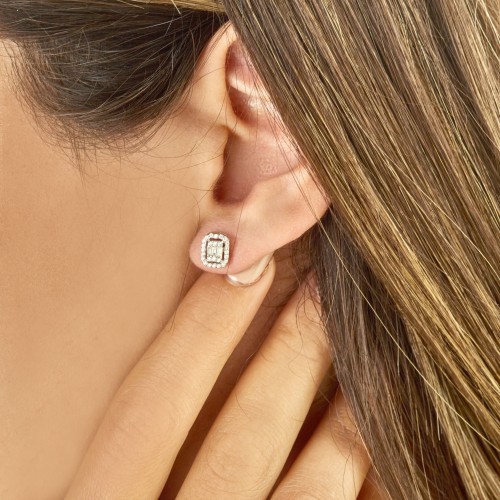 0.28 Karat Baget Pırlanta Küpe