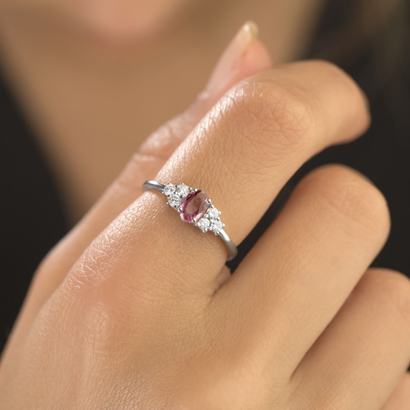 0.74 Karat Pırlanta Pembe Safir Taşlı Yüzük