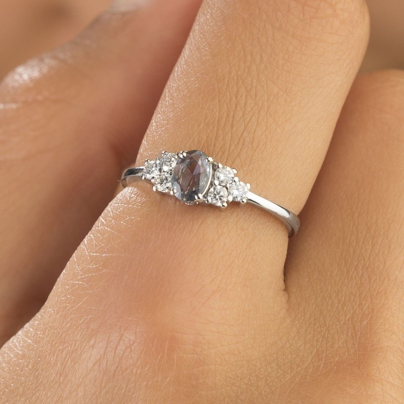 0.60 Karat Pırlanta Lila Safir Taşlı Yüzük