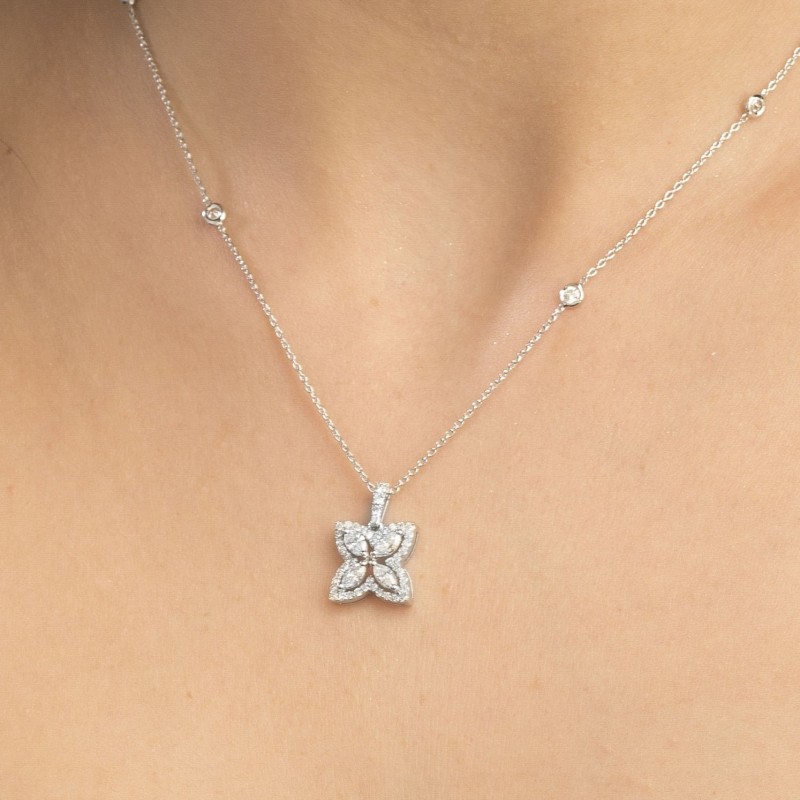 1.07 Karat Markiz Taşlı Pırlanta Kolye