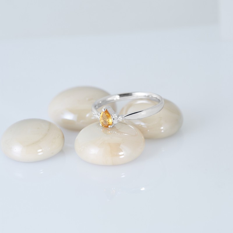 0.31 Karat Citrine Taşlı Pırlanta Minimal Yüzük