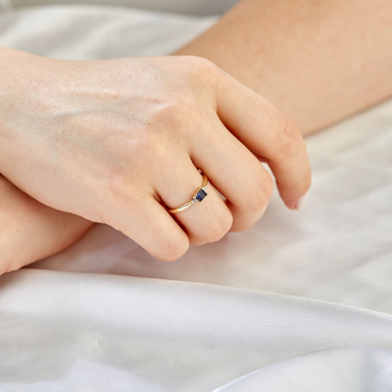 0.35 Karat Safir Taşlı Pırlanta Minimal Yüzük