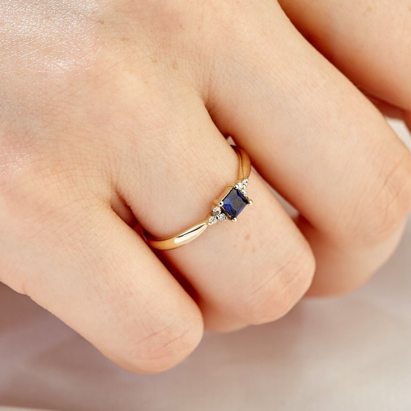 0.35 Karat Safir Taşlı Pırlanta Minimal Yüzük