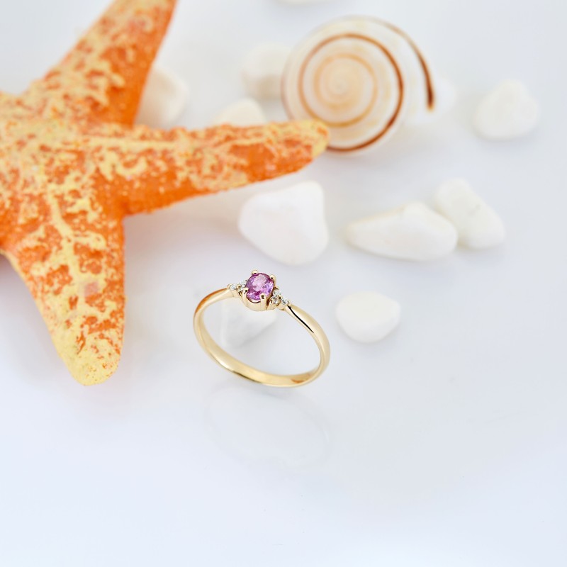 0.44 Karat Pembe Safir Taşlı Pırlanta Minimal Yüzük
