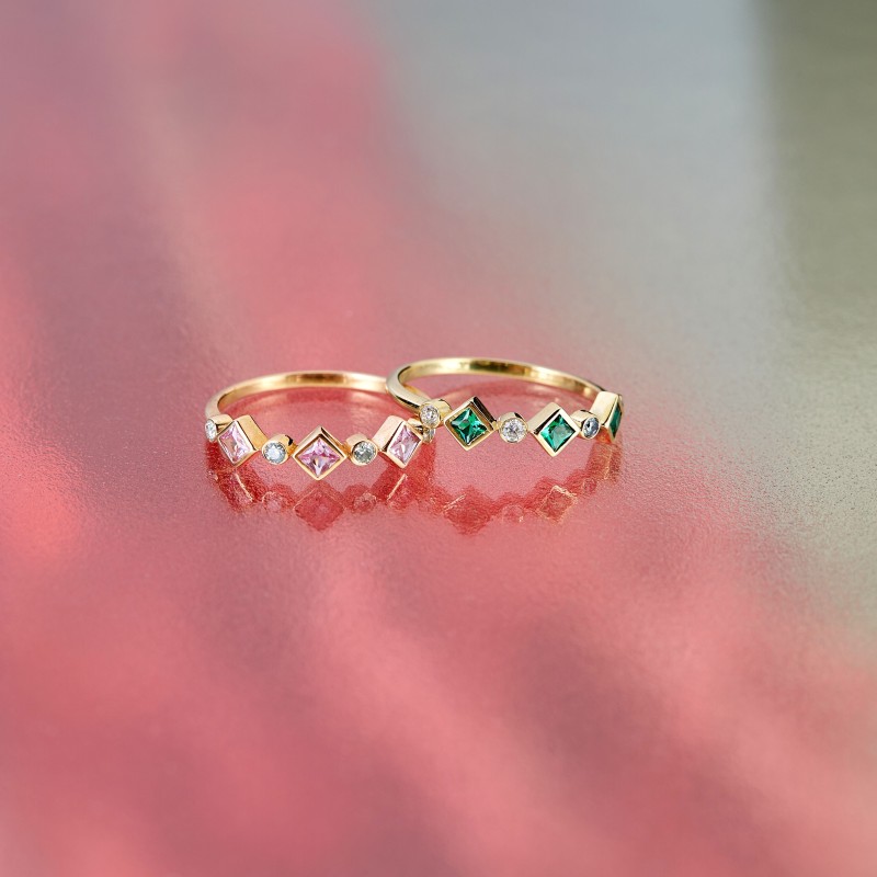 0.45 Karat Pembe Safir Taşlı Pırlanta Minimal Yüzük