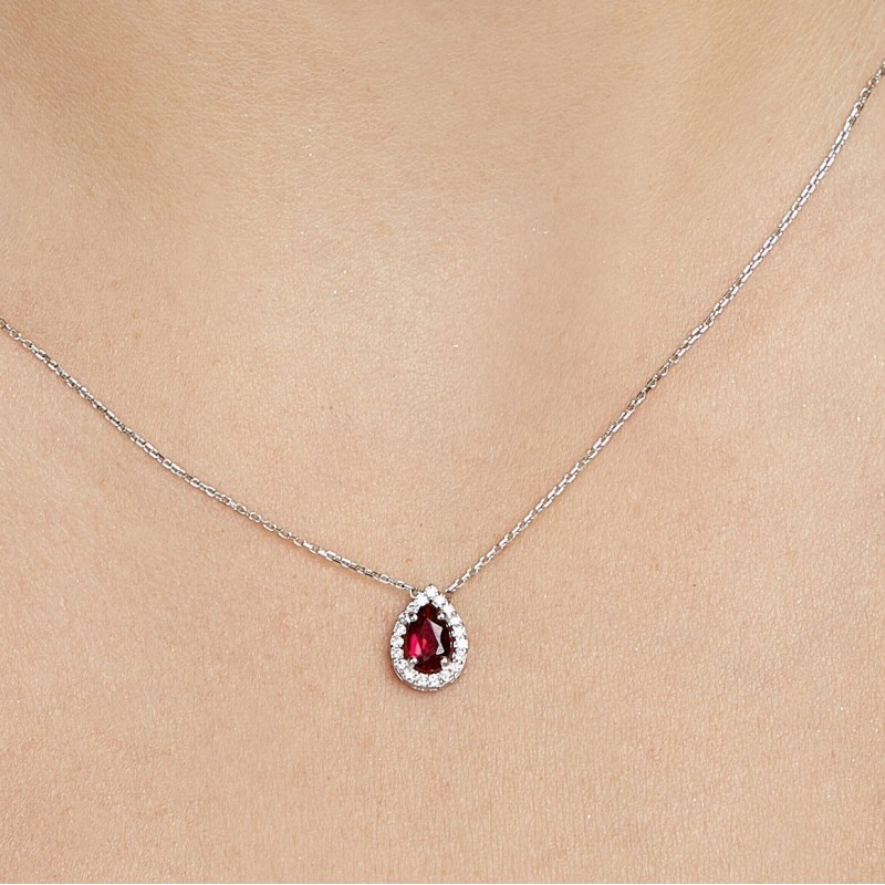 0.55 Karat Yakut Taşlı Pırlanta Kolye