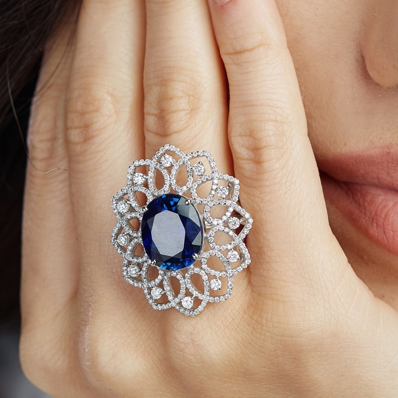 11.26 Karat Safir Taşlı Pırlanta Yüzük
