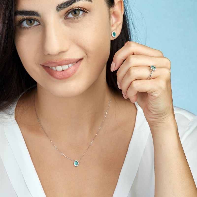 0.56 Karat ZümrütTaşlı Pırlanta Yüzük