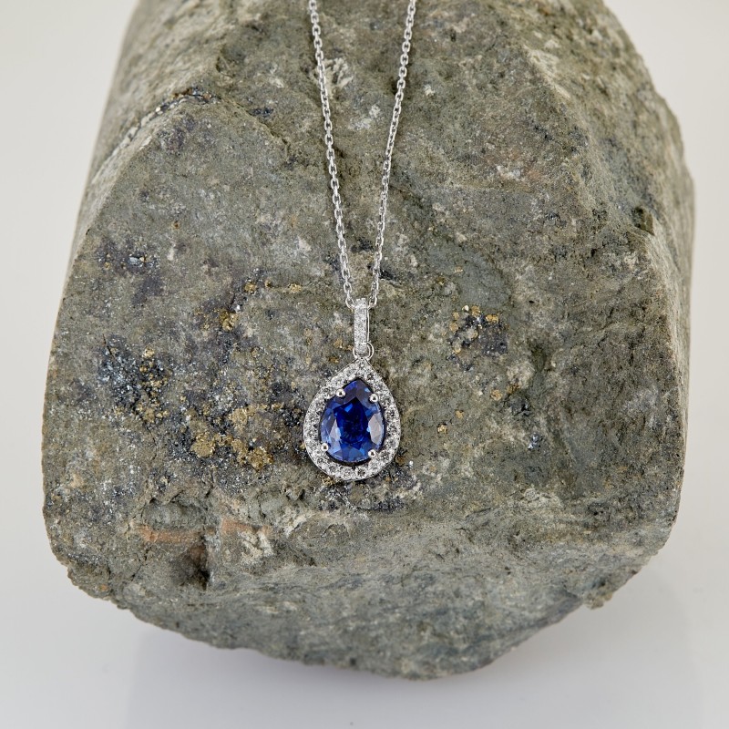 1.26 Karat Safir Taşlı Pırlanta Kolye