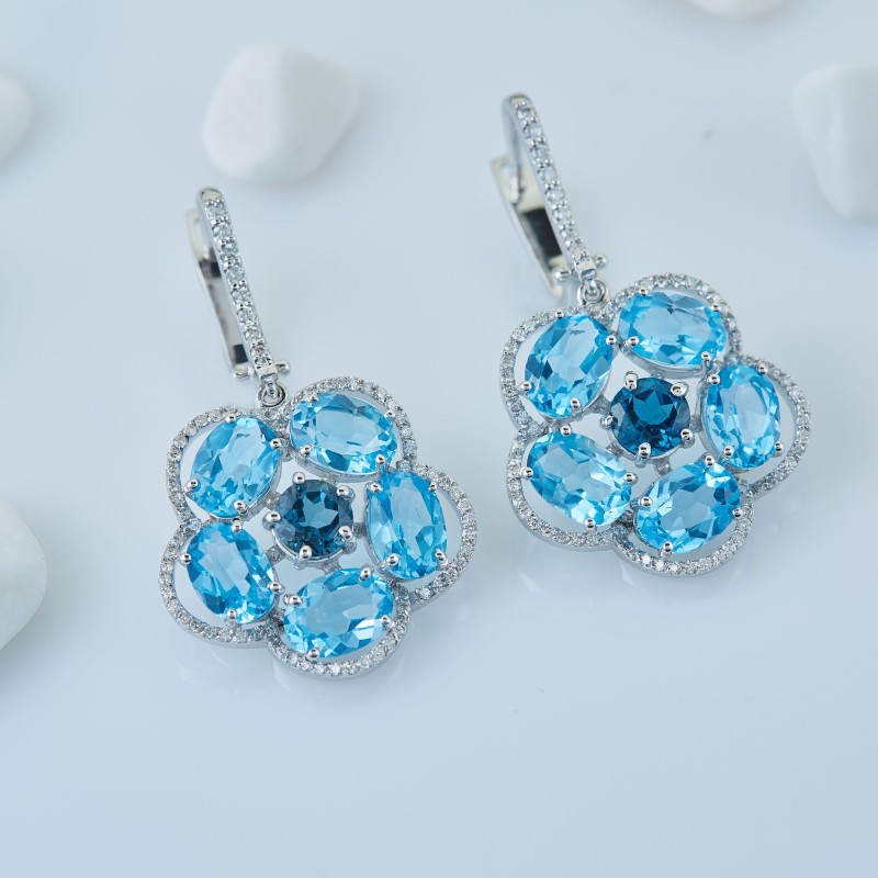 10.06 Karat Blue Topaz Taşlı Pırlanta Küpe
