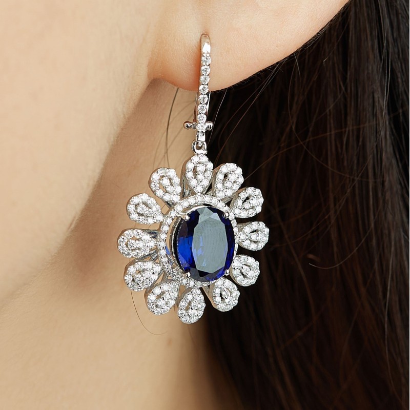 8.91 Karat Safir Taşlı Pırlanta Küpe