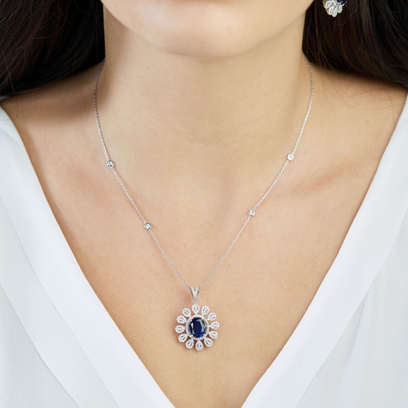 4.63 Karat Safir Taşlı Pırlanta Kolye