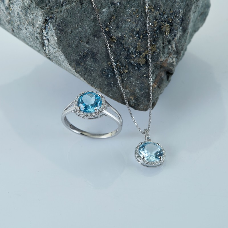 2.38 Karat Blue Topaz Taşlı Pırlanta Yüzük