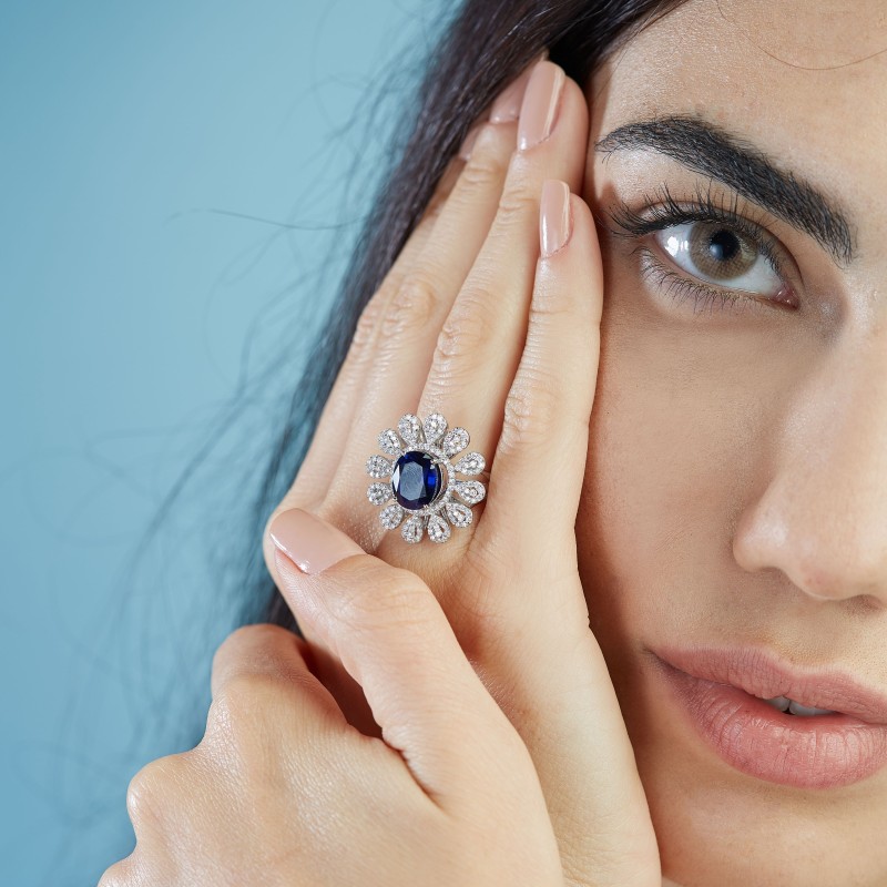 4.40 Karat Safir Taşlı Pırlanta Yüzük