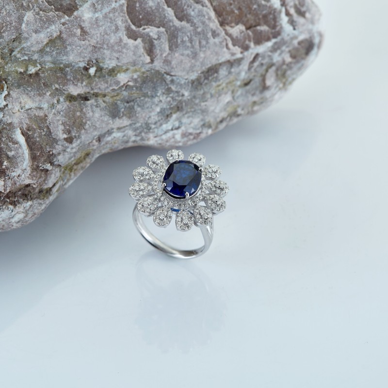 4.40 Karat Safir Taşlı Pırlanta Yüzük