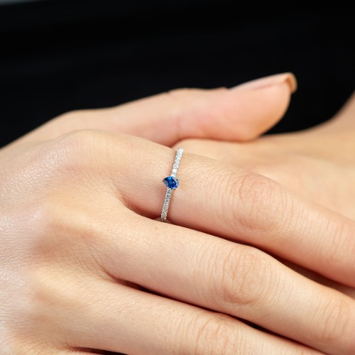 0.30 Karat Safir Taşlı Pırlanta Minimal Yüzük