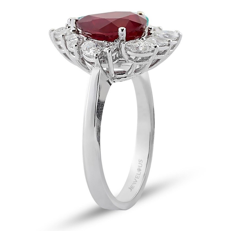 3.95 Karat Yakut Taşlı Pırlanta Yüzük
