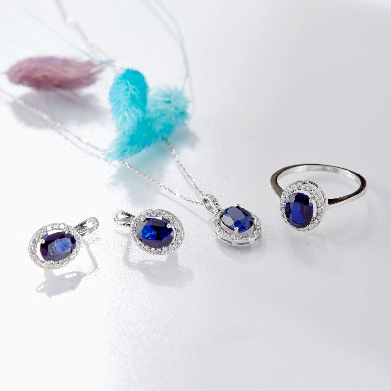 1.88 Karat Safir Taşlı Pırlanta Yüzük