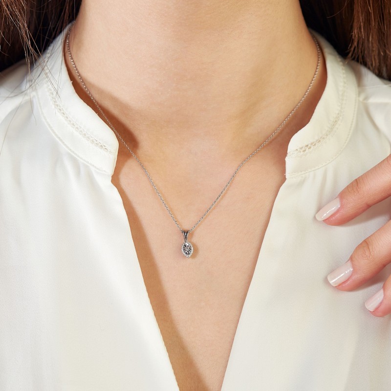 0.07 Karat Pırlanta Minimal Kolye