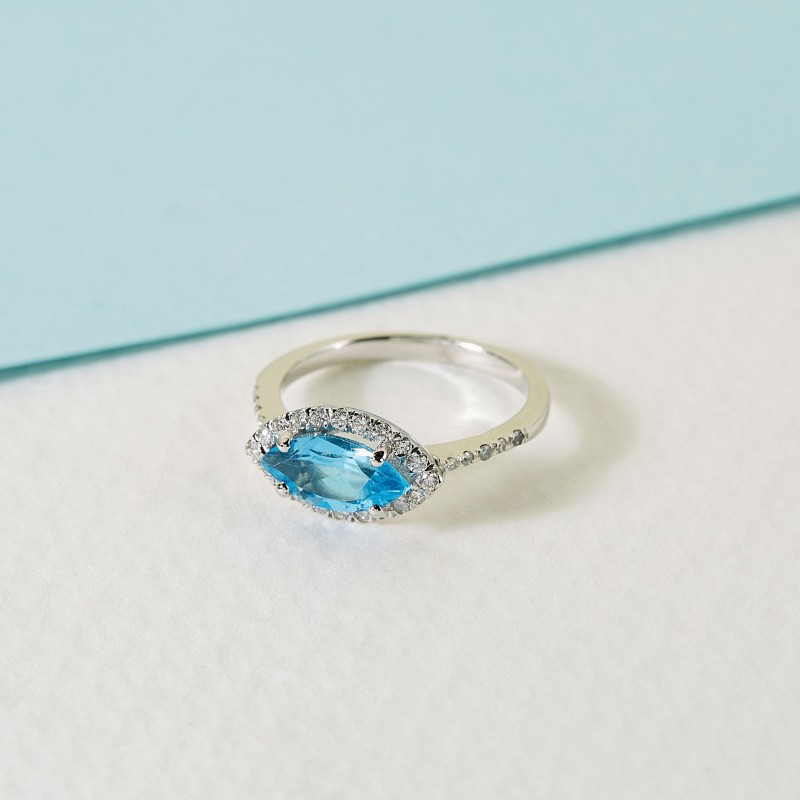 1.46  Karat Blue Topaz Taşlı Pırlanta Yüzük