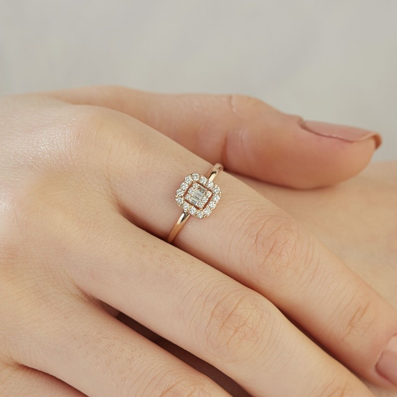 0.28 Karat Baget Pırlanta Yüzük