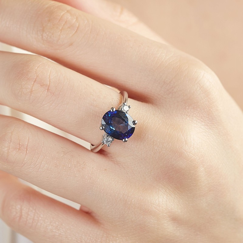 3.87 Karat Safir Taşlı Pırlanta Yüzük