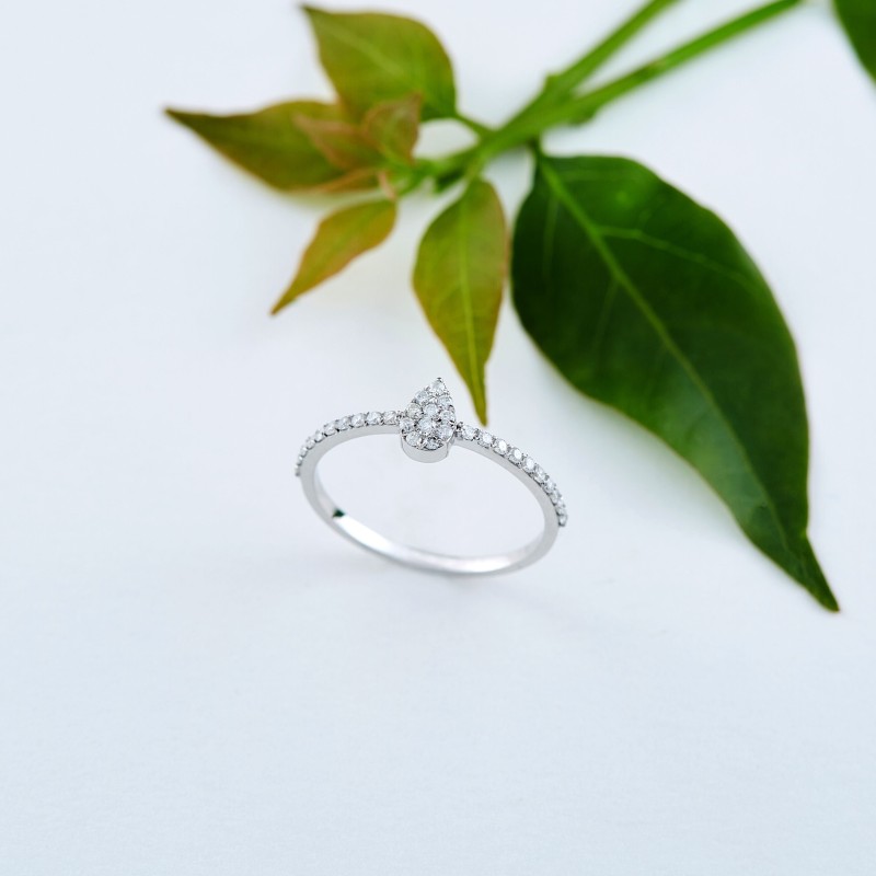 0.25 Karat Pırlanta Minimal Yüzük