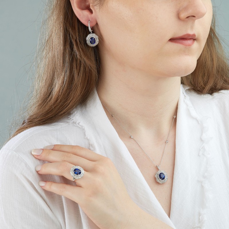 4.21 Karat safir Taşlı Markiz Pırlanta Yüzük