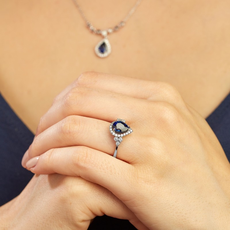 5.66 Karat Safir Taşlı Pırlanta Set